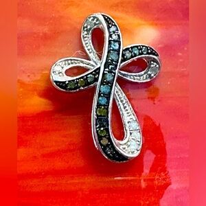 Sold🛍️Sterling Silver Black And White Diamond Cross Pendant Petite 5509 L